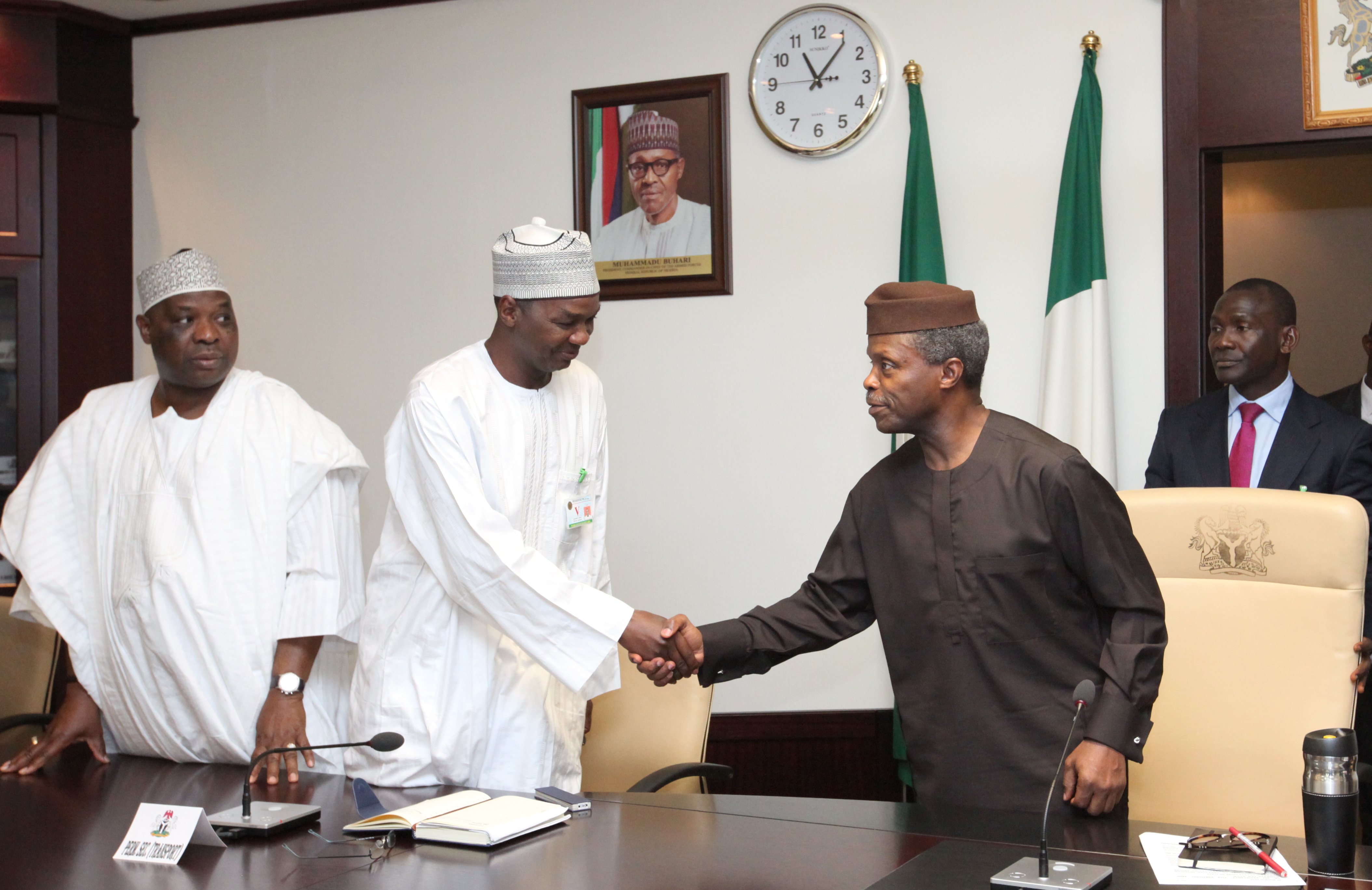 VP Osinbajo Presides Over Briefing Of Maritime Agency & Marine Fusion On 29/10/2015