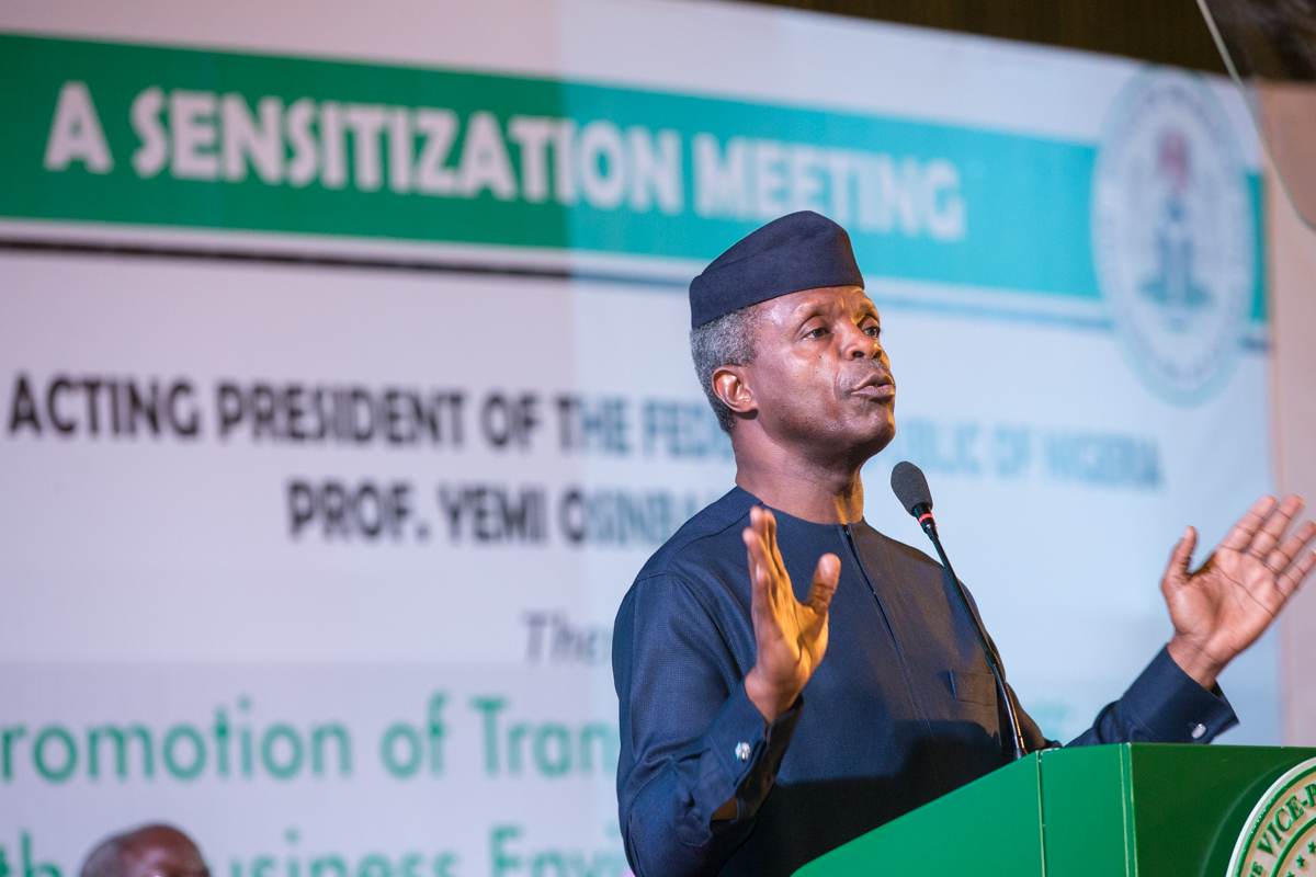 Ag President Osinbajo Attends A Sensitization Meeting With Civil Servants On Executive Order on 24/05/2017