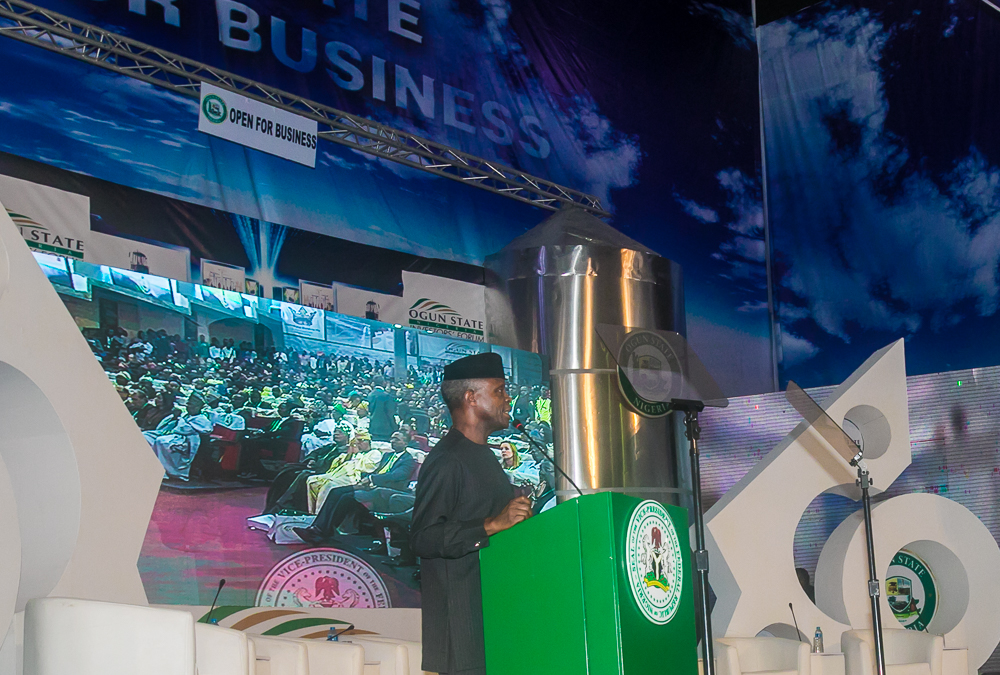 VP Osinbajo Attends Ogun State Investors’ Forum themed “Consolidating The Gains, Accelerating Growth” In Abeokuta On 20/03/2018