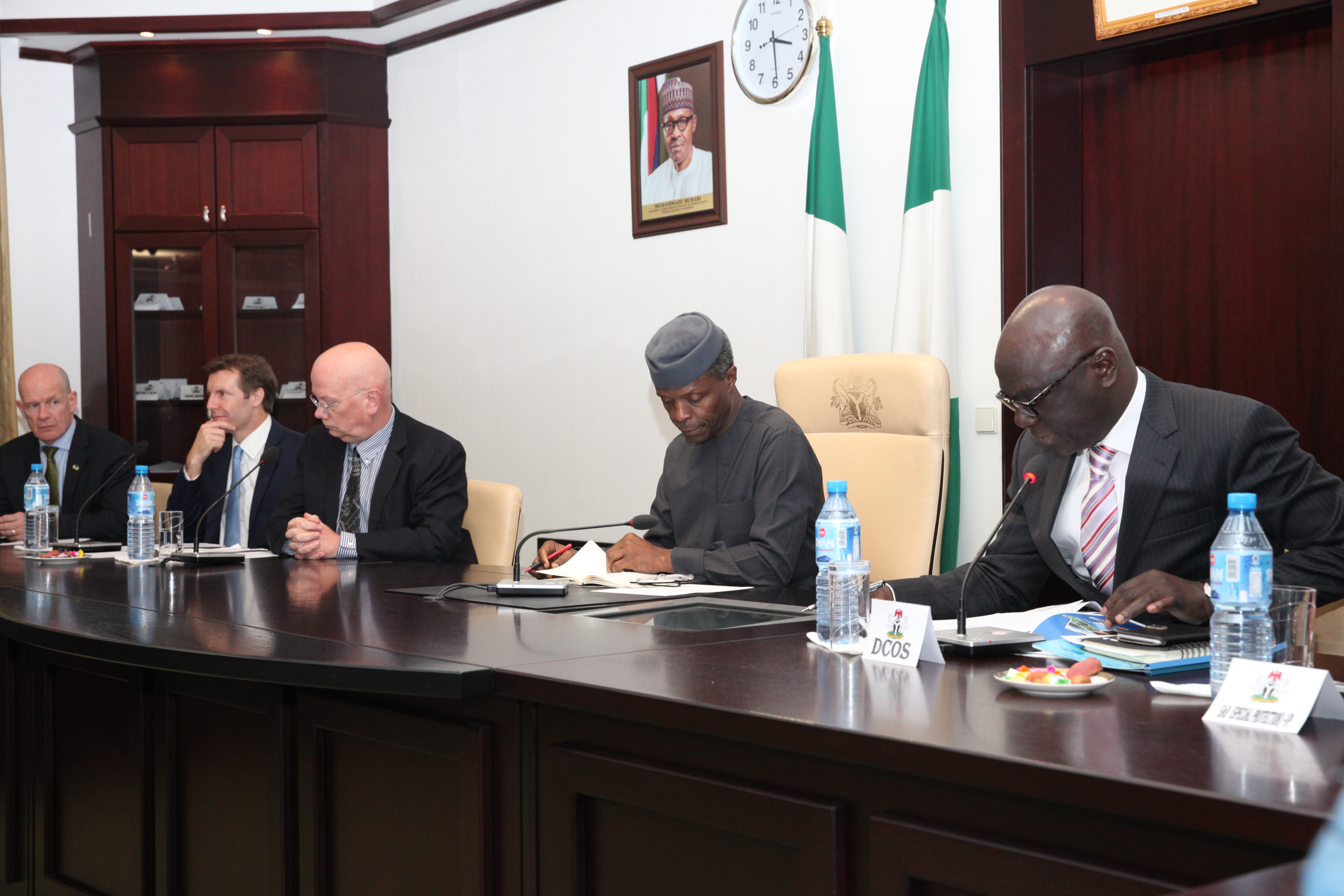 VP Osinbajo Has Discussions With Ambassadors On Support For Government In The North East On 18/01/2016