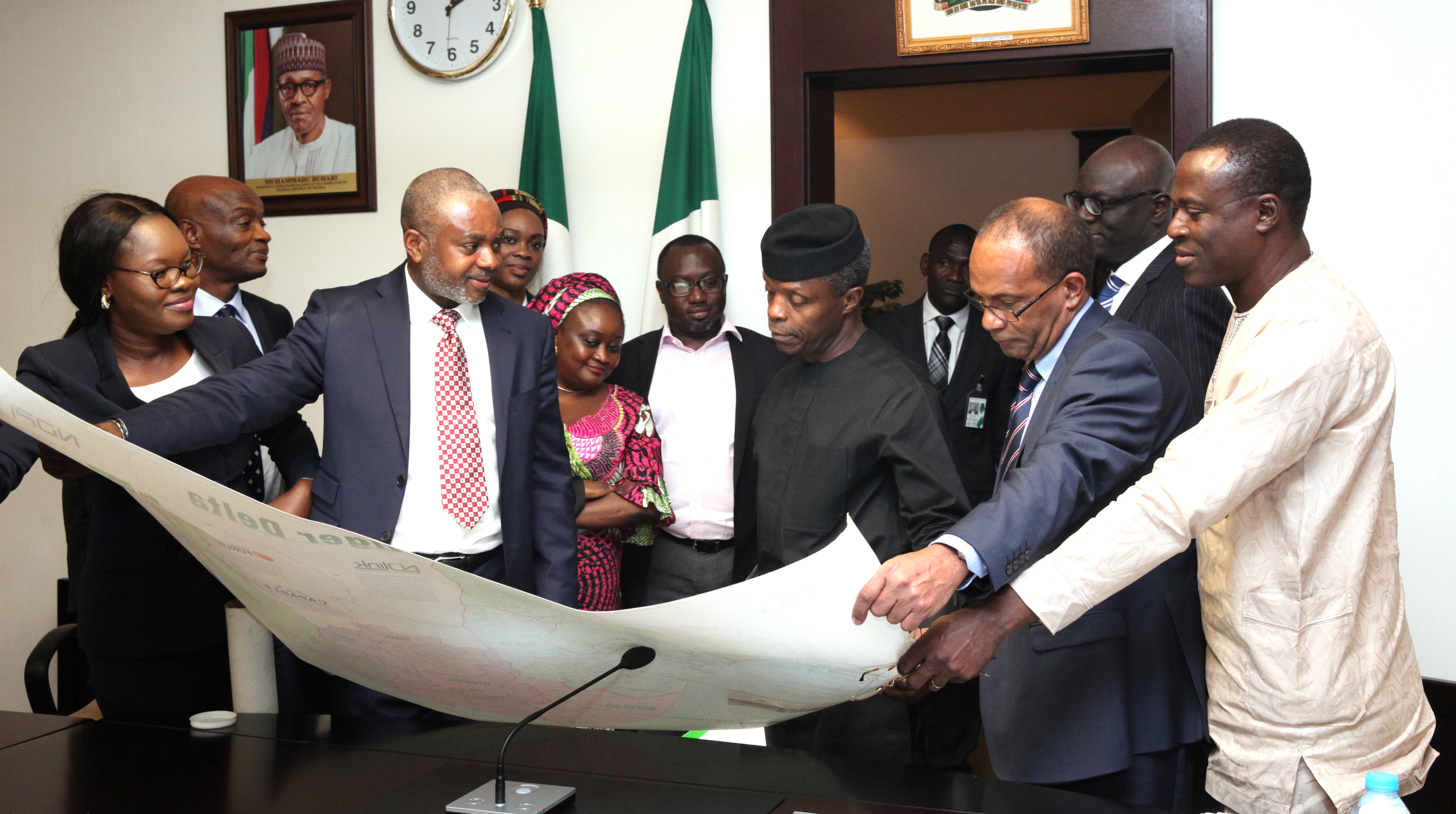 VP Osinbajo Meets Facility Of Oil Sector Transparency Reform (FOSTER) On 04/02/2016