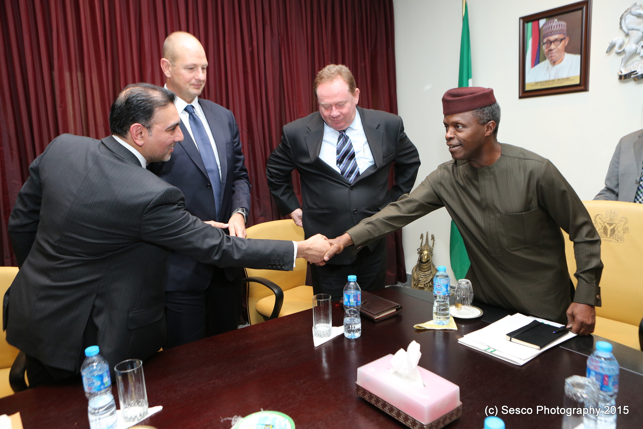 VP Osinbajo Meets With Management Of Medtronic On 05/08/2015