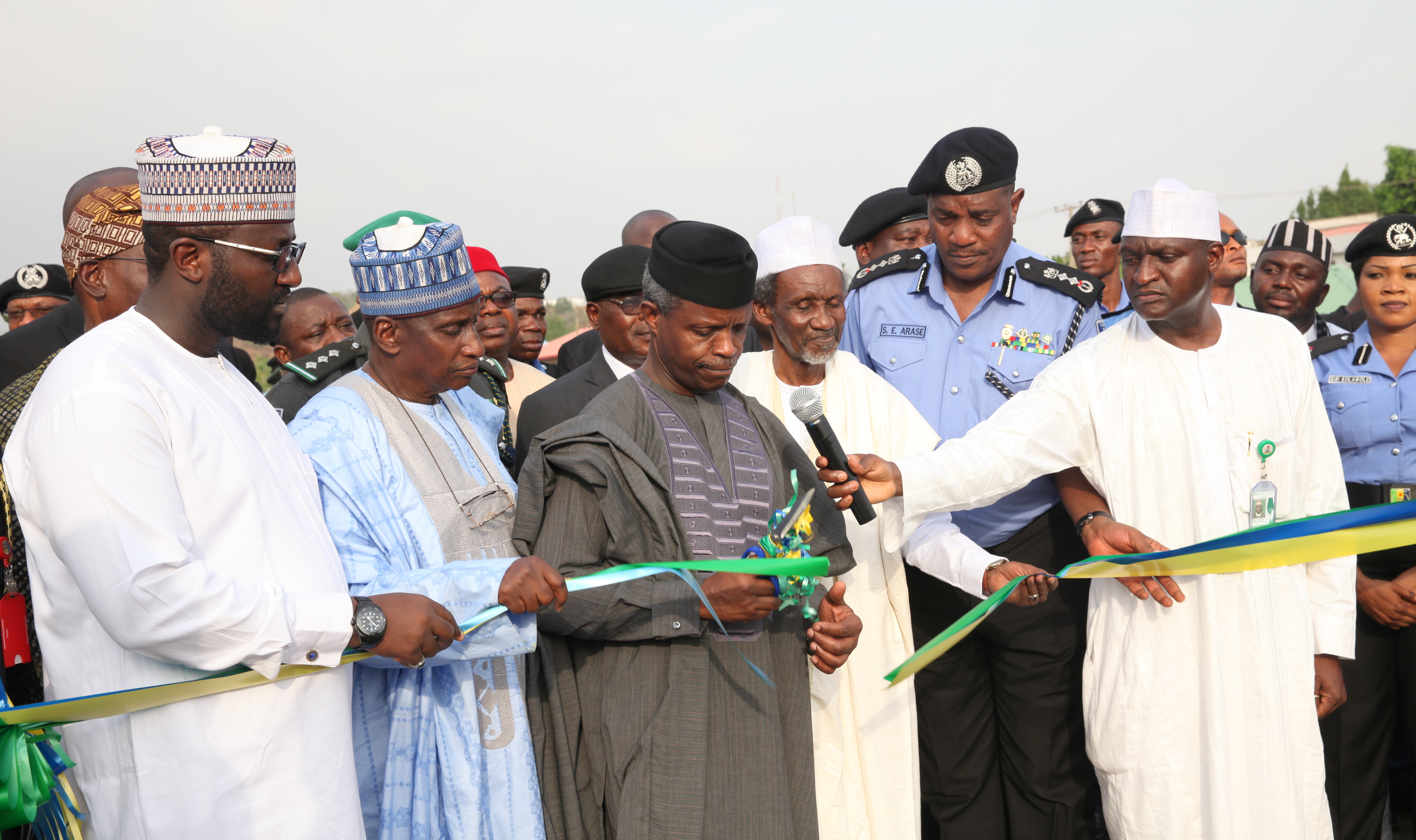 VP Osinbajo At The Commissioning Of Police Legal Building, Launch Of Operational Vehicles & City Watch Patrol Scheme On 18/03/2016