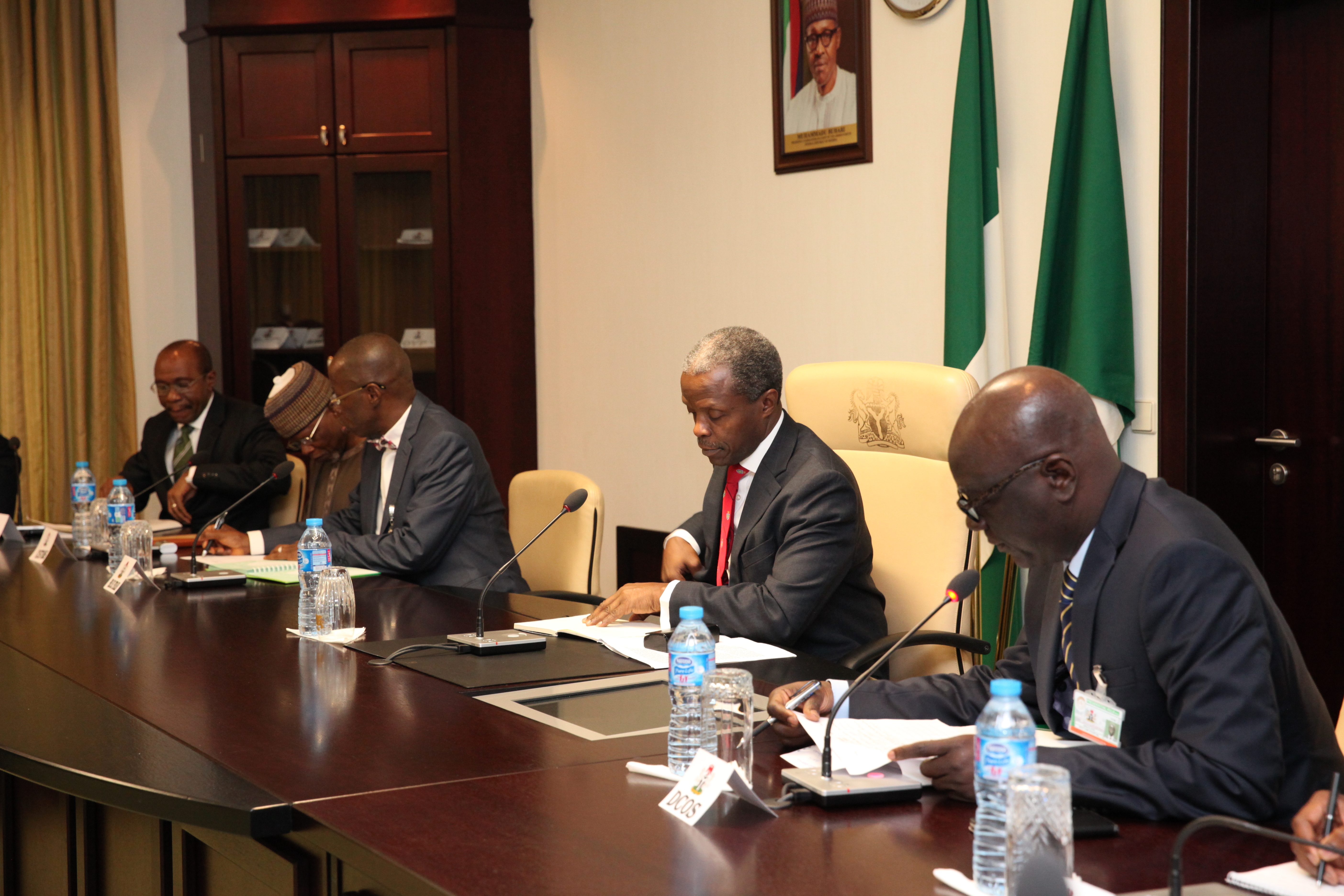 VP Osinbajo Has Meetings With Revenue Generating Agencies, NNPC, CBN, FIRS And Others On 16/09/2015