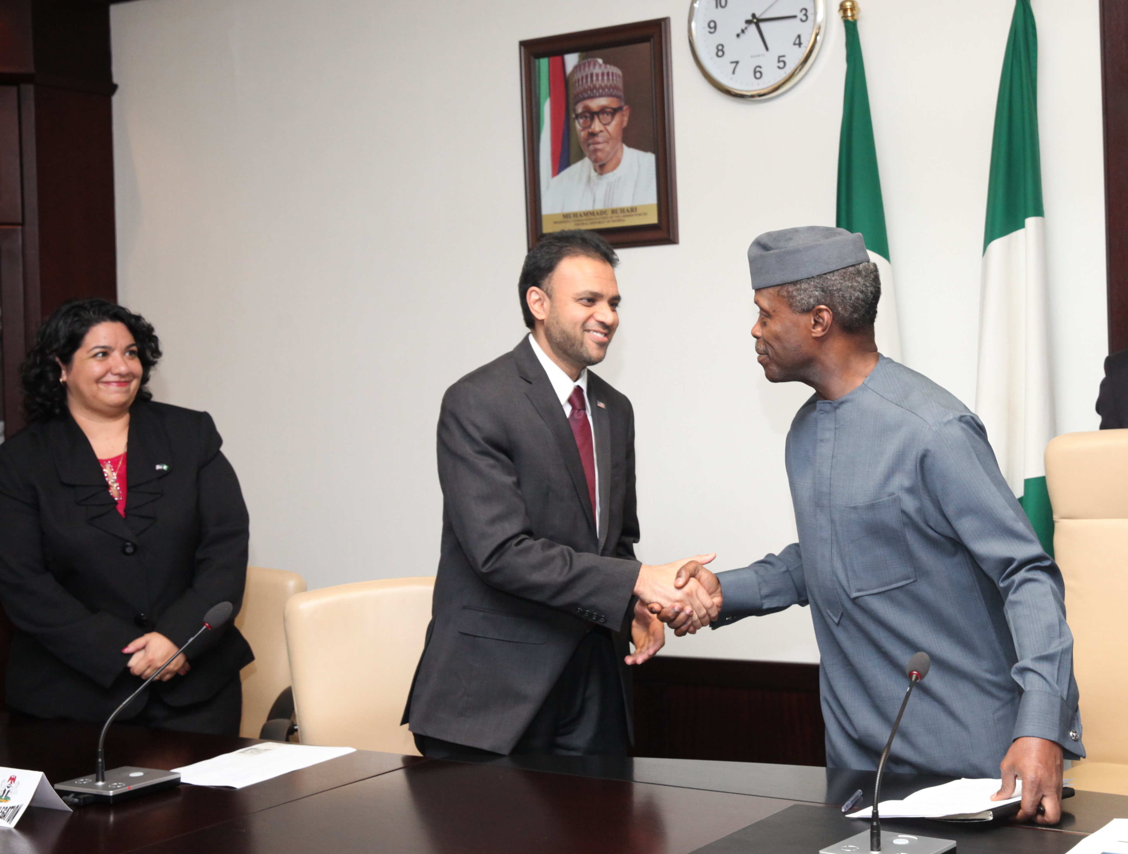 VP Osinbajo Meets With US Special Envoy On Counter Terrorism Communications On 19/10/2015