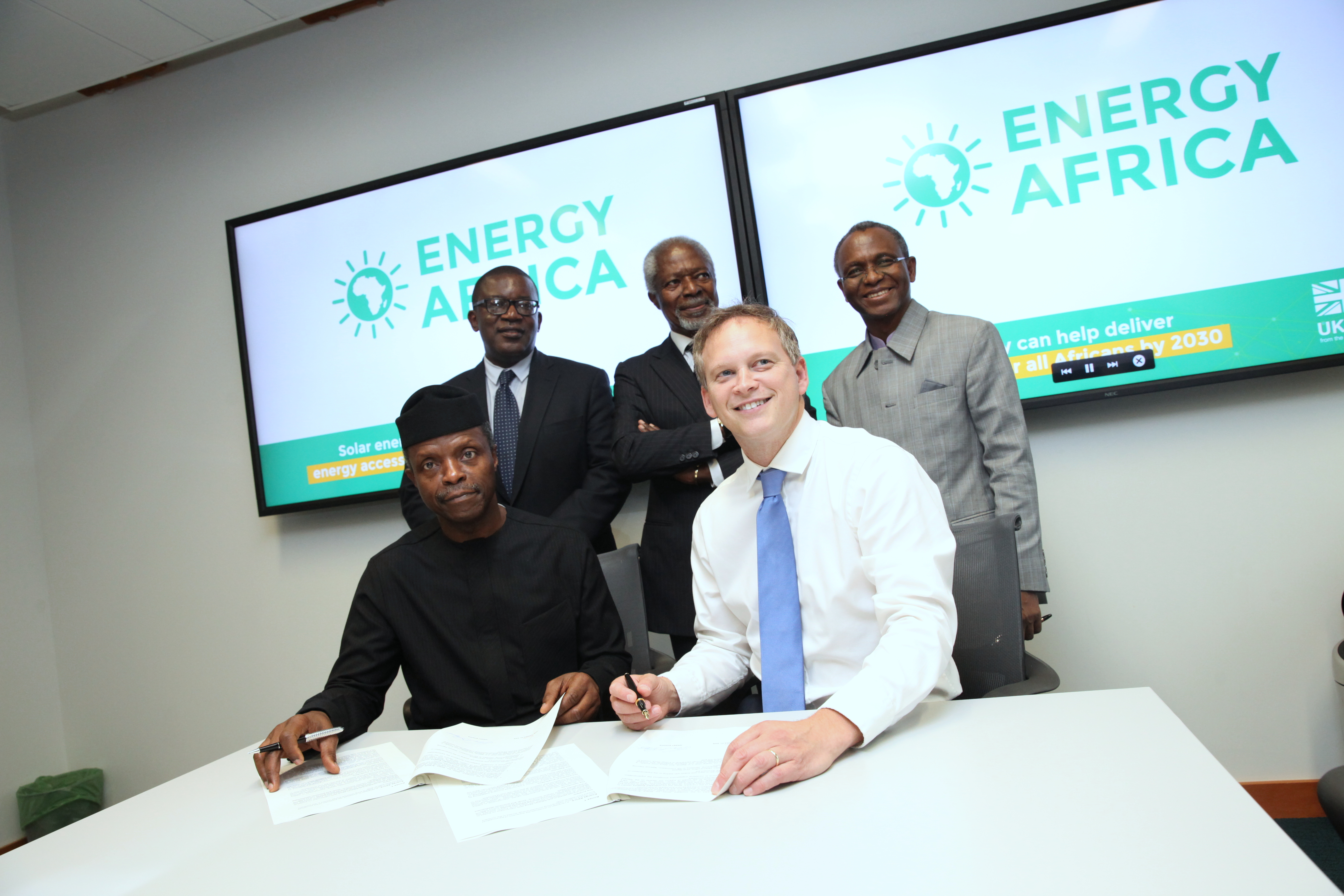 VP Osinbajo Attends Launching Of Energy Africa Campaign In London On 22/10/2015