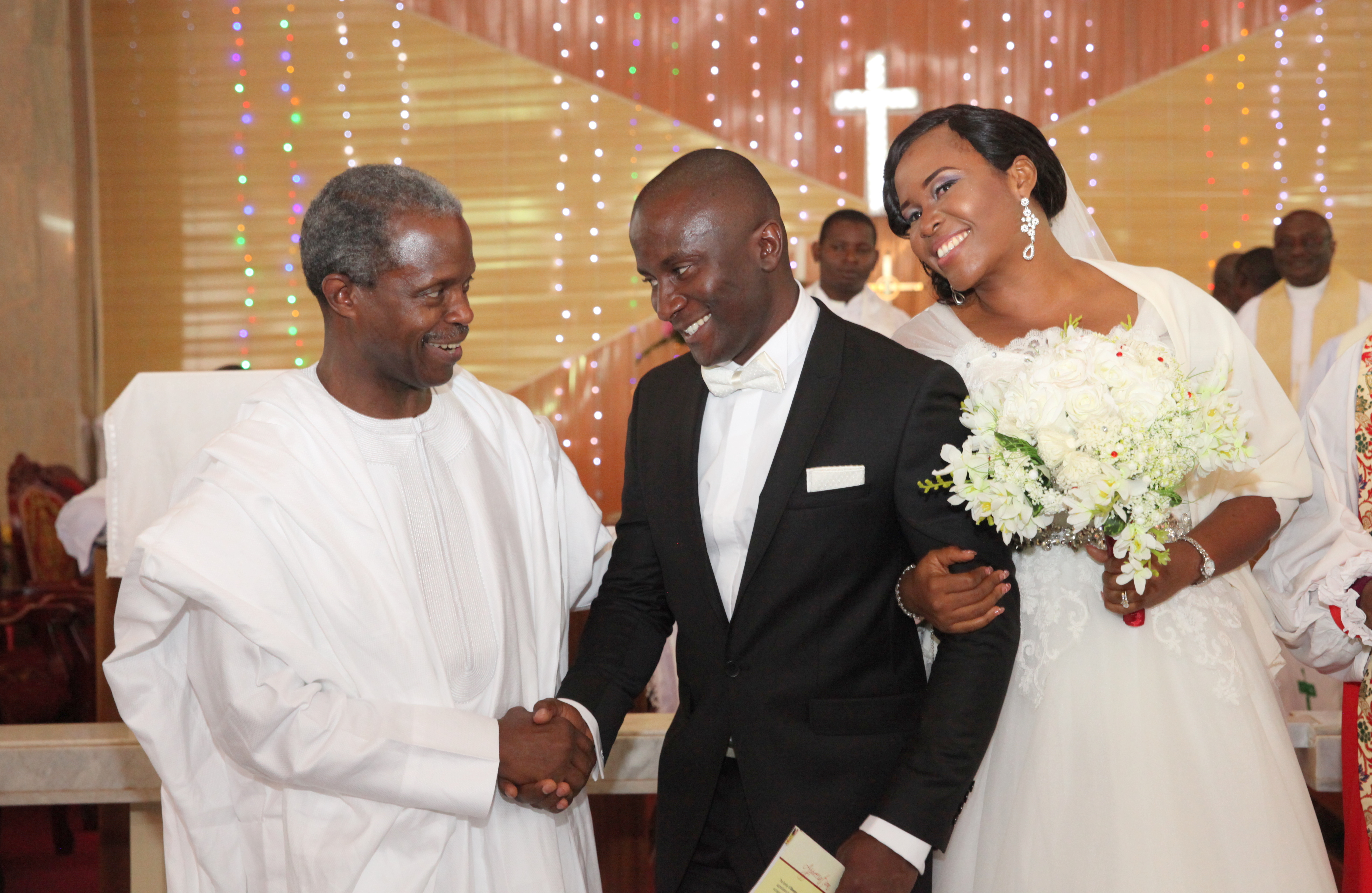 VP Osinbajo Attends Wedding Ceremony Of Nkiru & Ikechukwu At The Cathedral Church Of The Good Shepherd, Enugu On 31/10/2015