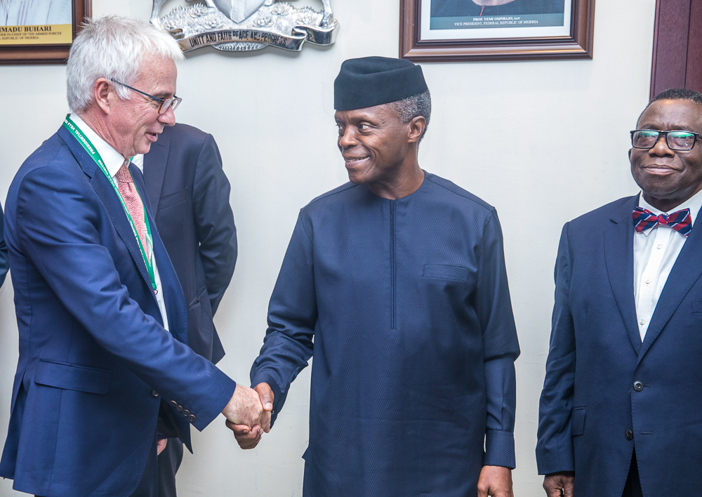 VP Osinbajo Meets With Executive Director Of Global Fund For HIV/AIDS, Mr. Peter Sands On 23/10/2018