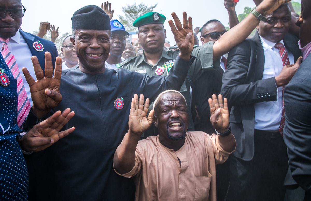 VP Osinbajo Commissions The Buhari New Media Centre, Proceeds To Continue Family Chats And Next Level Engagements On 08/01/2019