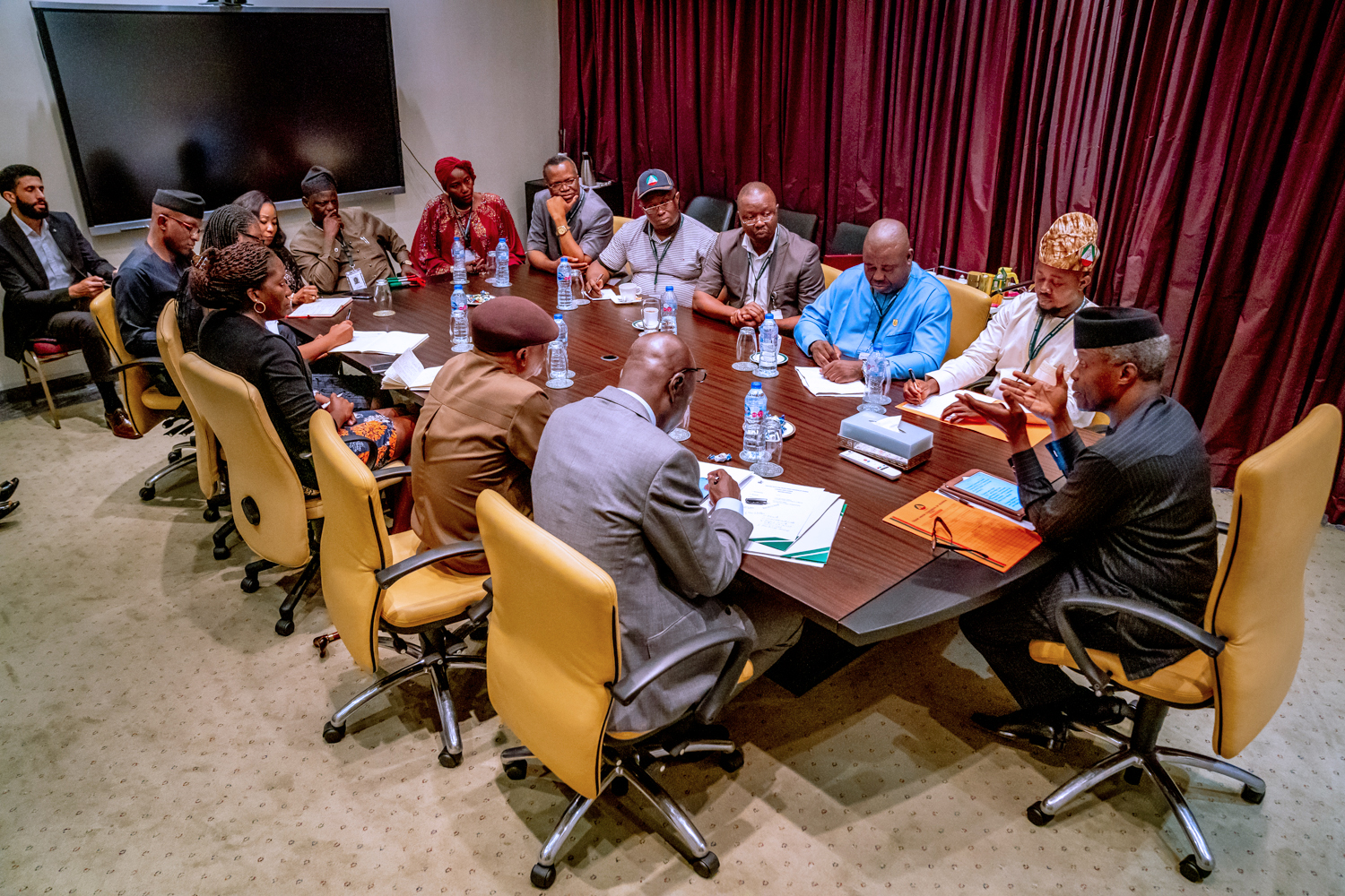 Workers’ Salary Increase: Buhari Is Ready For Honest & Transparent Negotiations – Osinbajo
