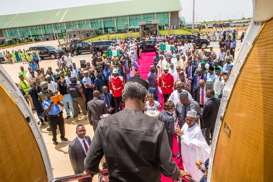 Acting President Osinbajo Visits Kebbi State, Commissions WACOT Rice Mills, Argungu On 01/08/2017
