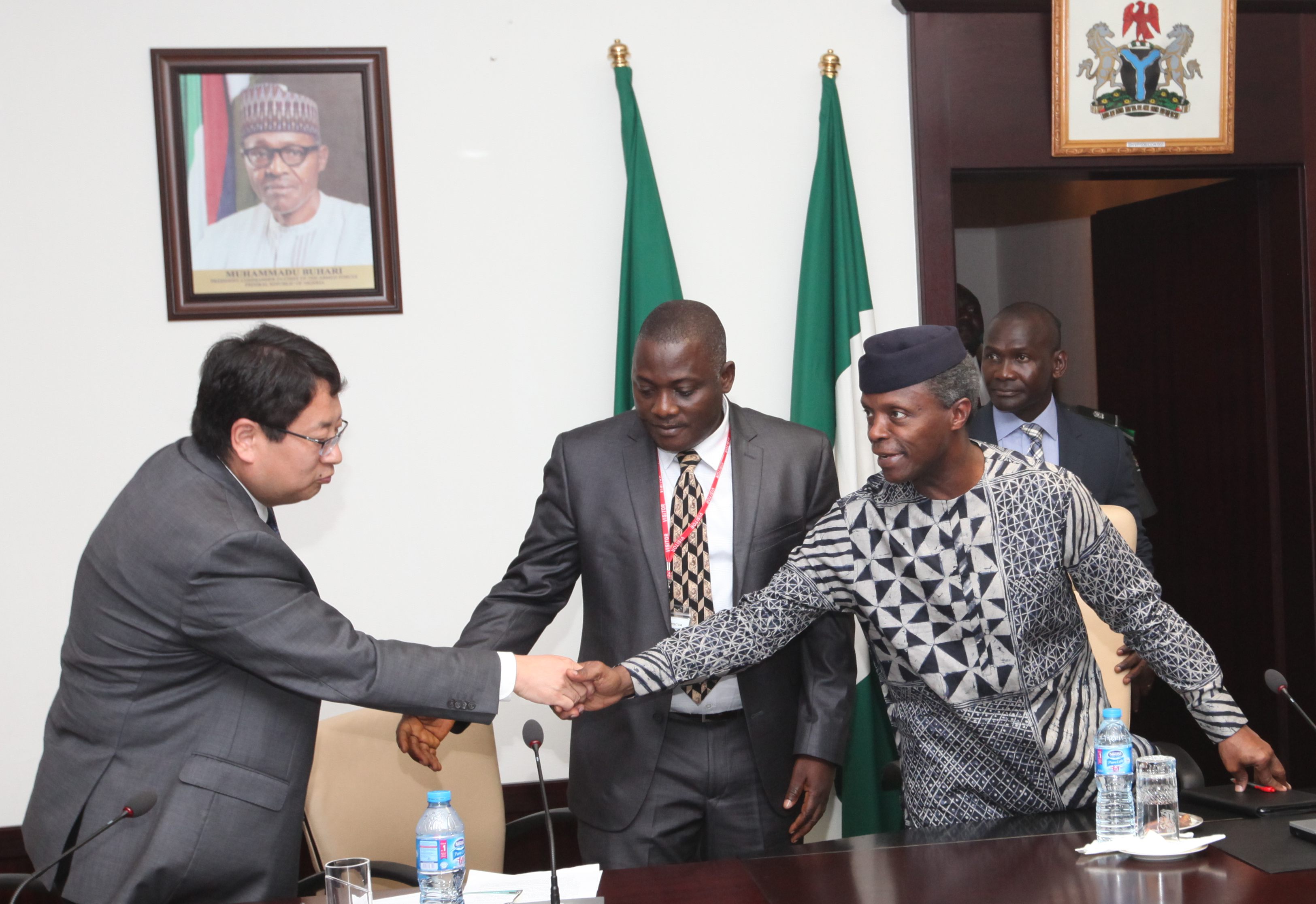 VP Osinbajo receives a Consortium of Chinese Investors and their Nigerian Partners Innoson Group, Abuja On 24/10/2016
