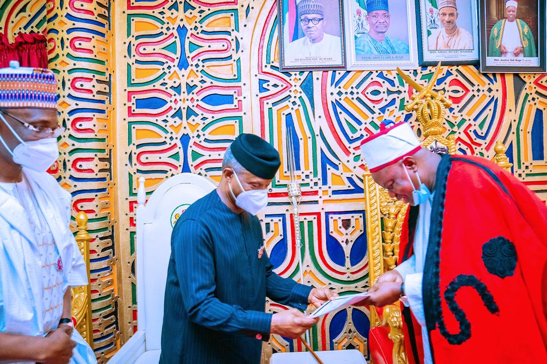 Emir Of Lafia Confers VP Osinbajo With Title Of Madugu Jihar Nasarawa (Captain & Leader Of Nasarawa) At Emir’s Palace Nasarawa On 01/12/2020