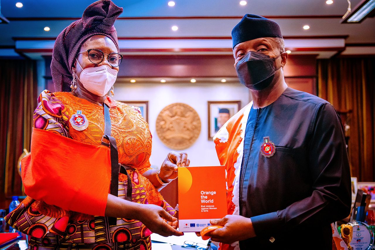 VP Osinbajo Presented With Awareness Materials To Commemorate This Year’s International Day For Elimination Of Violence Against Women 2021 On 29/11/2021