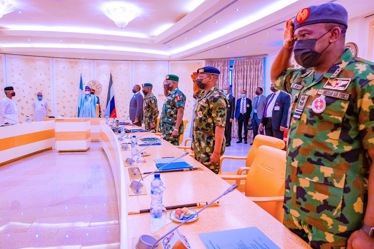 President Buhari Chairs National Security Council Meeting, Also Decorates His Aide De Camp, Lt. Y.M Dodo, Promoted To Rank Of Colonel On 25/11/2021