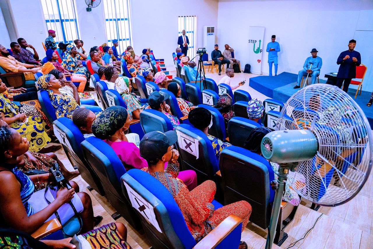 VP Osinbajo In Ogun, Engages With APC Stakeholders In Ikenne, Commissions 100-bed Maternal Hospital & Skills Acquisition Centre In Iperu On 18/02/2023