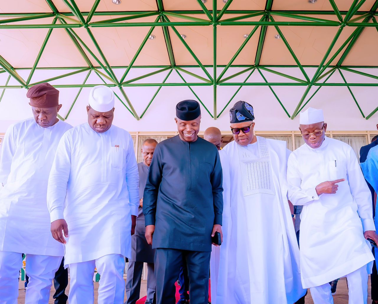 Prof. Osinbajo Arrives Back In Abuja After Observing 2023 #SierraLeoneElections On Behalf Of The Commonwealth, He Is Received By Senate President, Sen. Godswill Akpabio & Others – 28/06/2023